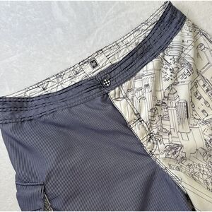 Zoo York Men's 38" REVERSIBLE LARGE Board Shorts Geometric Graphic EXCELLENT‎